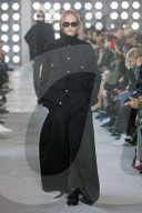 MODE - Paris Fashion Week Herbst/Winter 2025/2026: Sacai