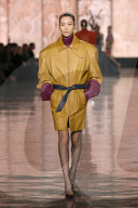 MODE - Paris Fashion Week Herbst/Winter 2025/2026: Saint Laurent
