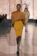 MODE - Paris Fashion Week Herbst/Winter 2025/2026: Saint Laurent