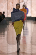 MODE - Paris Fashion Week Herbst/Winter 2025/2026: Saint Laurent