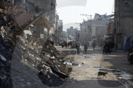 Gazans daily life amidst rubble