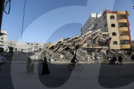 Gazans daily life amidst rubble