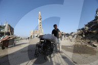 Gazans daily life amidst rubble