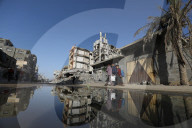 Gazans daily life amidst rubble