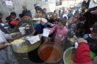 Food distribution in Gaza