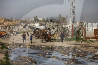 Gazans daily life amidst rubble