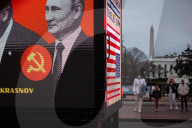 Veterans protest outside White House