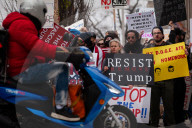 Veterans protest outside White House