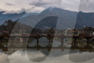 Daily Life In Srinagar 