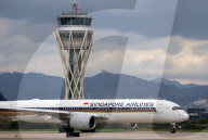 Singapore Airlines Airbus A350-941 on the runway at Barcelona Airport