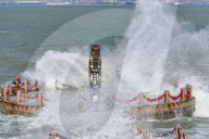 Strong Wind Blue Warning in Yantai