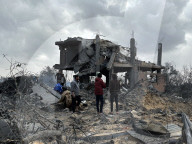 Israeli war planes bomb Gaza