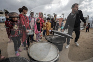 Gaza food distribution