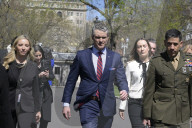 DC: Sec of Def Hegseth hold a White House gaggling