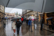 Sightseeing Krakow In The Rain