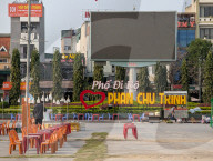 Phan Chu Trinh Walking Street Evening Market Set Up In Thanh Hoa