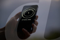 Starlink - Photo  Illustration
