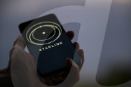 Starlink - Photo  Illustration