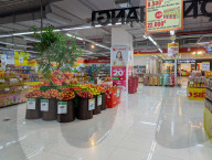 Winmart Supermarket In Vietnam