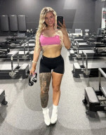 Von XXXL zu XS: Mikaela Cameron aus Sydney hat innerhalb eines Jahres über 60 Kilo abgenommen