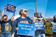TSA Union Holds Picket At Norfolk International Airport Against Trump Administration