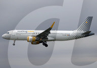 Diverse aircraft landing in Barcelona