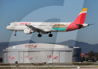 Diverse aircraft landing in Barcelona
