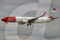 Diverse aircraft landing in Barcelona