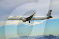 Diverse aircraft landing in Barcelona