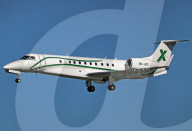 Diverse aircraft landing in Barcelona