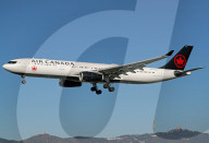 Diverse aircraft landing in Barcelona