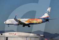 Diverse aircraft landing in Barcelona