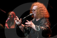 Sarah Jane Morris - The Sisterhood