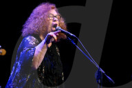 Sarah Jane Morris - The Sisterhood