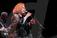Sarah Jane Morris - The Sisterhood