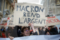 Touluse: Die-in And Gathering Against Deep Cuts In Culture And Public Services