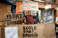 Touluse: Die-in And Gathering Against Deep Cuts In Culture And Public Services