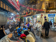 Hanoi Amusement District Old Quartier At Night