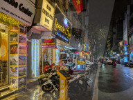 Hanoi Amusement District Old Quartier At Night