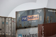 U.S. Consumers Grapple With Trump’s Looming Import Tariffs 