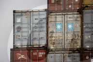 U.S. Consumers Grapple With Trump’s Looming Import Tariffs 