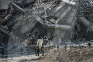 Tremors From Myanmar Earthquake Are Felt In Bangkok.
