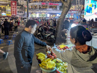 Everyday Life In Hanoi 
