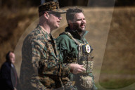 JD Vance visits Marine Corps Base Quantico