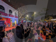 Old Quarter Night Market In Hanoi 