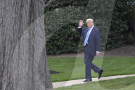 DC: President Trump hold a White House deaprture