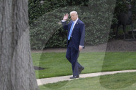 DC: President Trump hold a White House deaprture