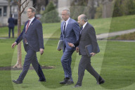 DC: President Trump hold a White House deaprture