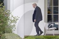 DC: President Trump hold a White House deaprture