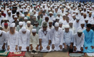 Eid Al-Fitr Prayers In Kolkata, India - 31 Mar 2025